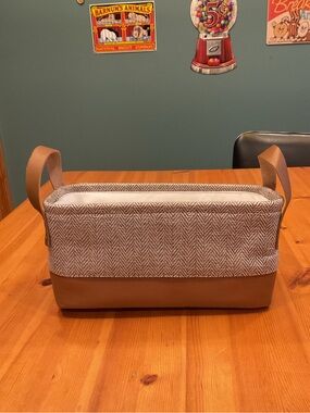 COGNAC BROWN TWEED BASKET WITH HANDLES NEW RECTANGLE STORAGE DISPLAY MAIL REMOTE